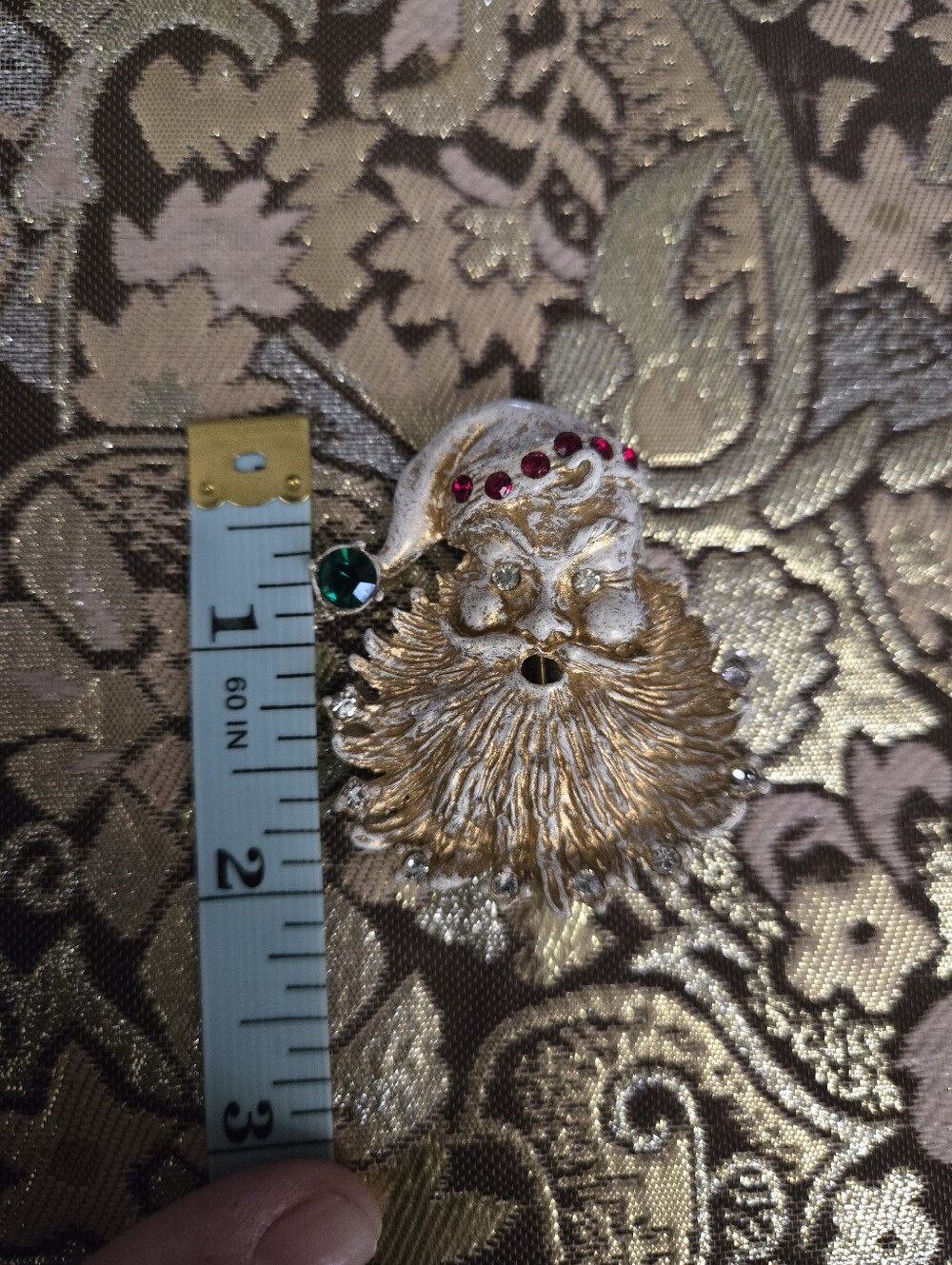 Vintage Santa Face Brooch with Red And Green Gems - Picture 3 of 3